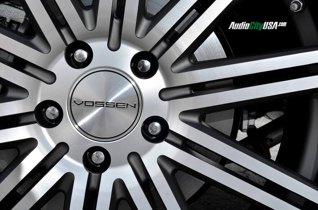 20x9 Vossen CV4 Matte graphite machine face