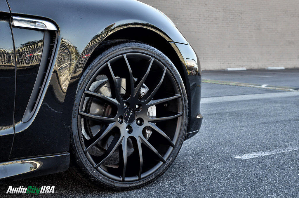 22" Giovanna Wheels Kilis Matte black on 2012 Porsche Panamera S with