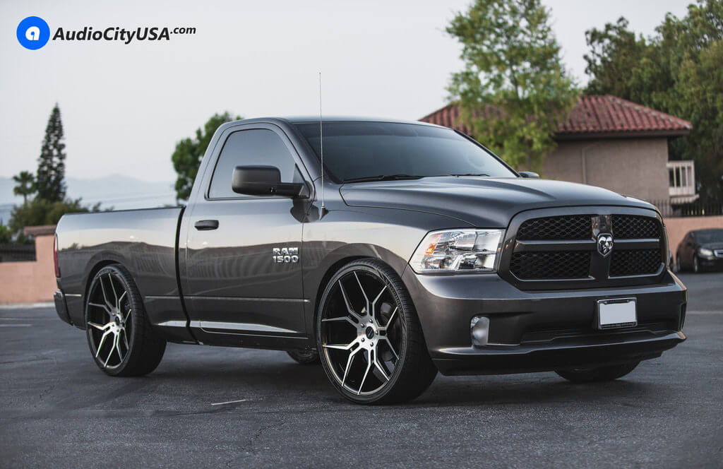 3_2016_Dodge_Ram_1500_26_Giovanna_Haleb_Black_Machine_AudioCityUsa