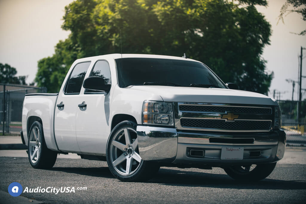 22″ ONYX Wheels 910 For 2012 Chevy Silverado 1500 4×4