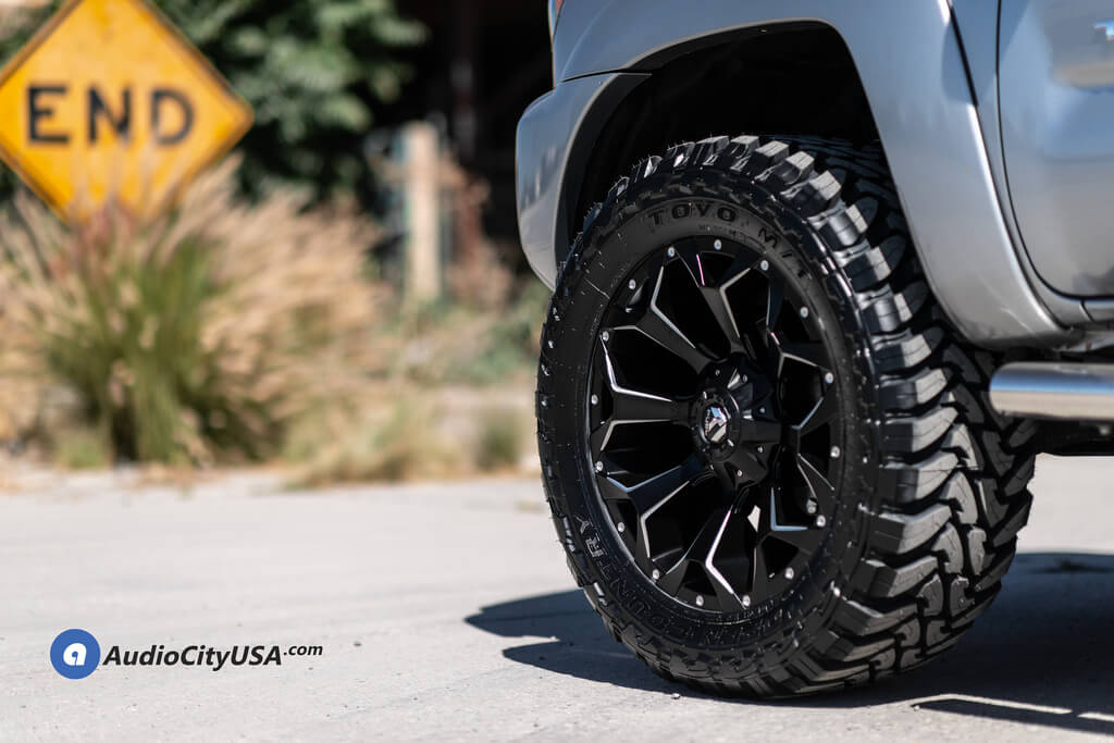 20" Fuel Wheels D546 Assault Black Milled Off-Road Rims | Toyo Tires
