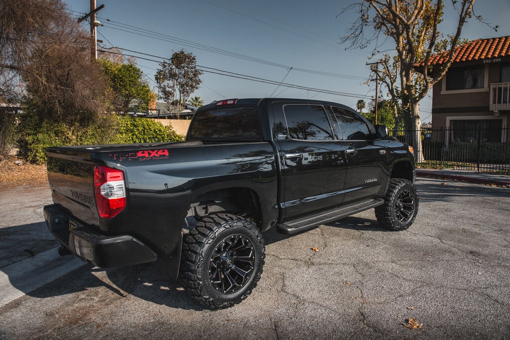 20” Fuel Wheels D576 Assault with Gloss Black Milled Off-Road Rims for