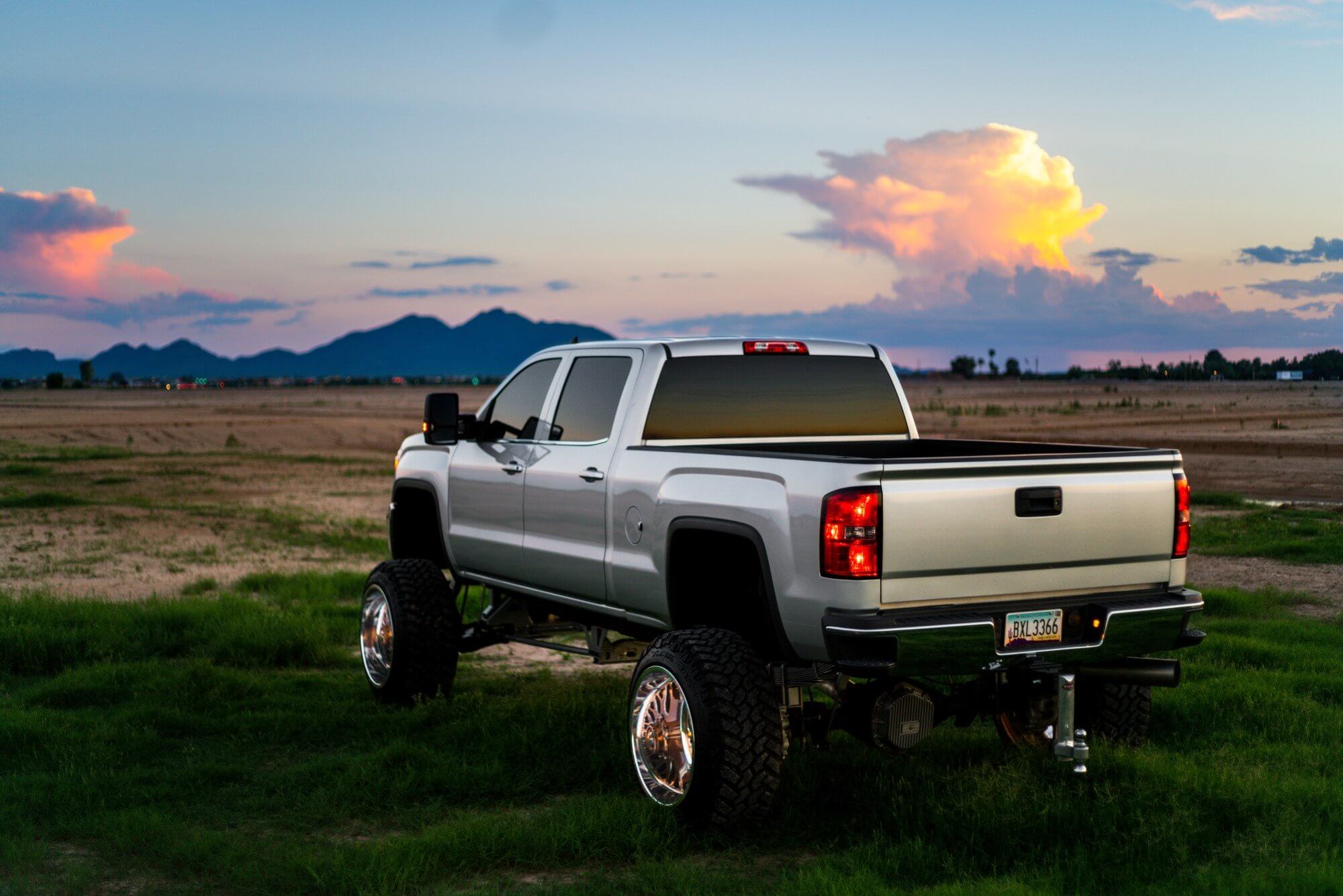 how to lift a truck