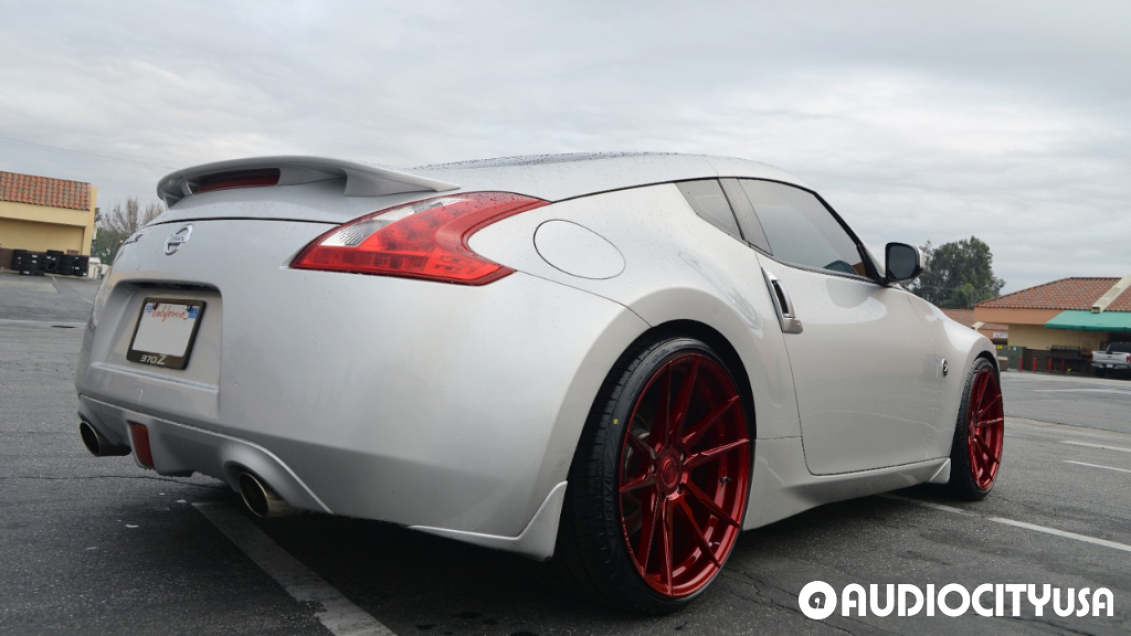 2013 Nissan 370Z on 20