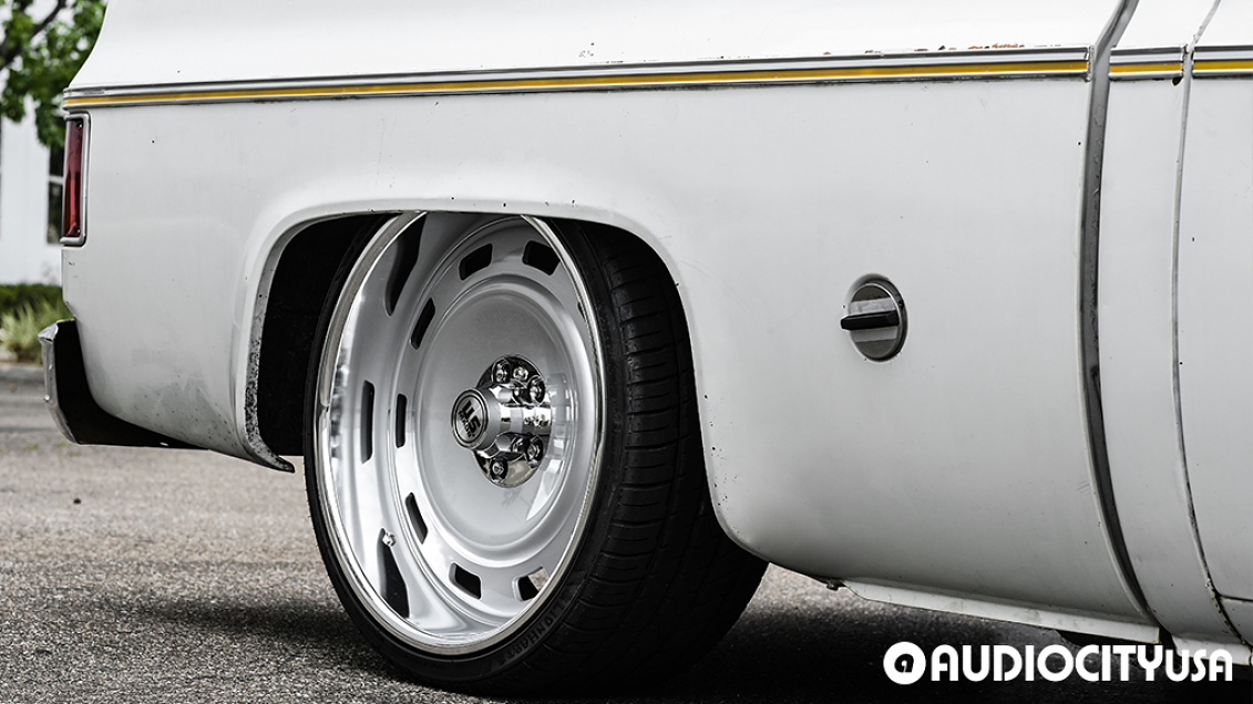 1977 Chevrolet C10 on 22