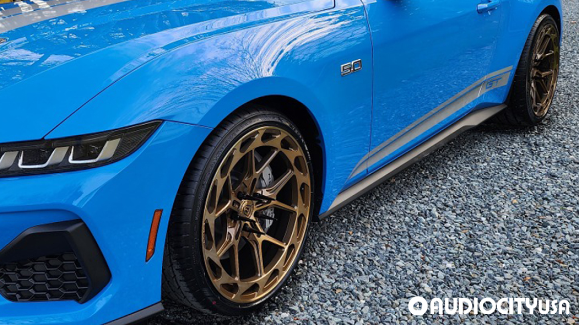 2024 Ford Mustang GT on 20