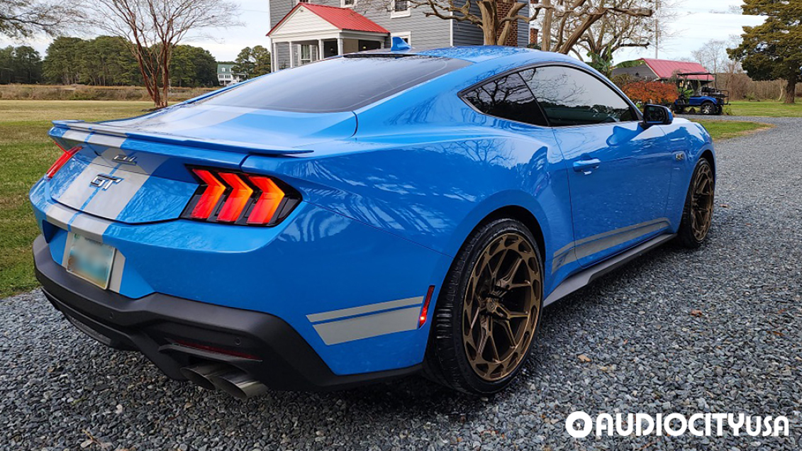 2024 Ford Mustang GT on 20