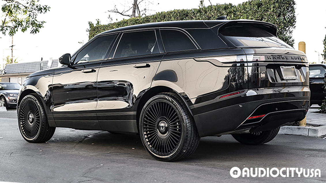 2024 Land Rover Range Rover on 22