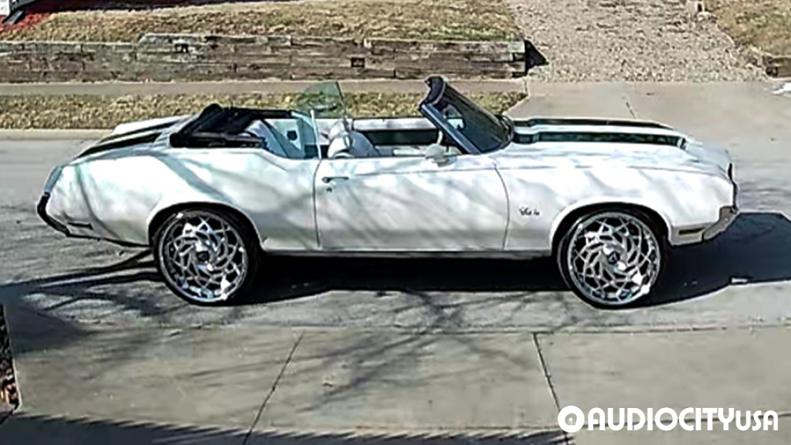 Cutlass With Rims 1989 Oldsmobile Cutlass Supreme on 24