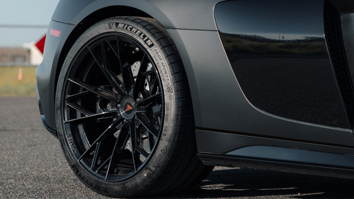 Obsidian R8 2020 Audi R8 on 20