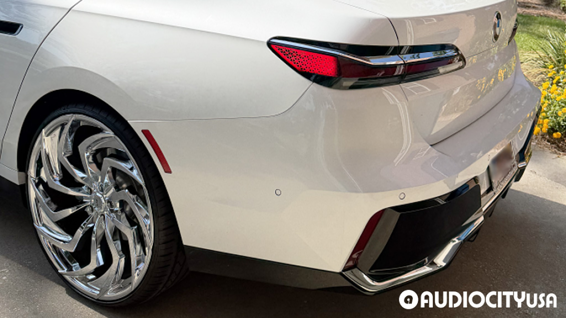 Lexani Rims Shadow 2025 BMW 7 Series on 24