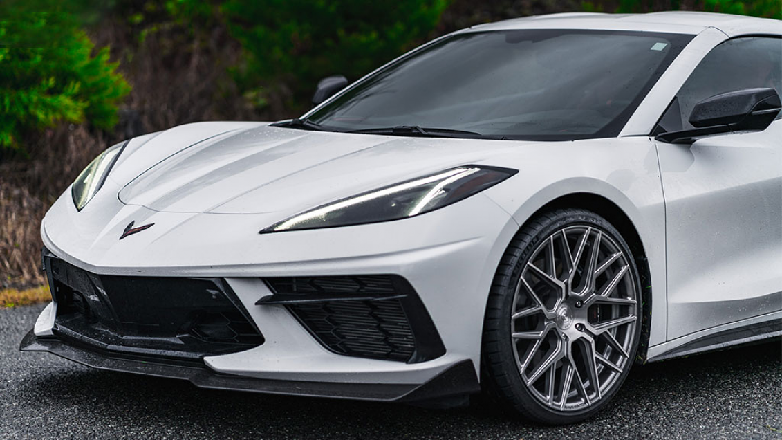 2020 Chevrolet Corvette on 20