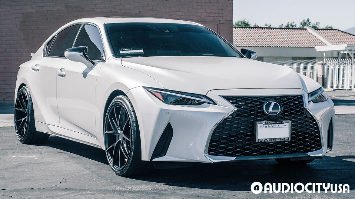 2021 Lexus IS Series on 20