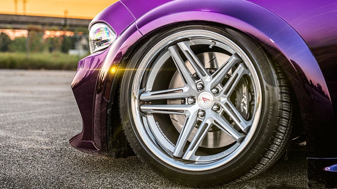 Dodge Charger Srt Widebody On Ferrada Wheels Cm Silver Machined With Chrome Lip