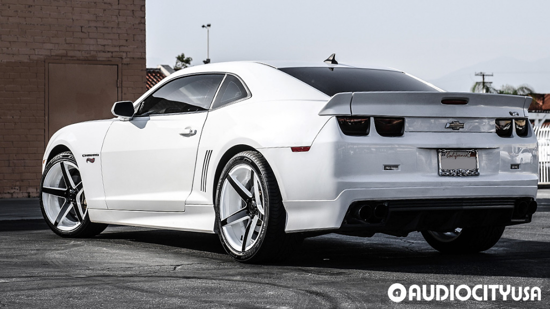 2012 Chevrolet Camaro on 20