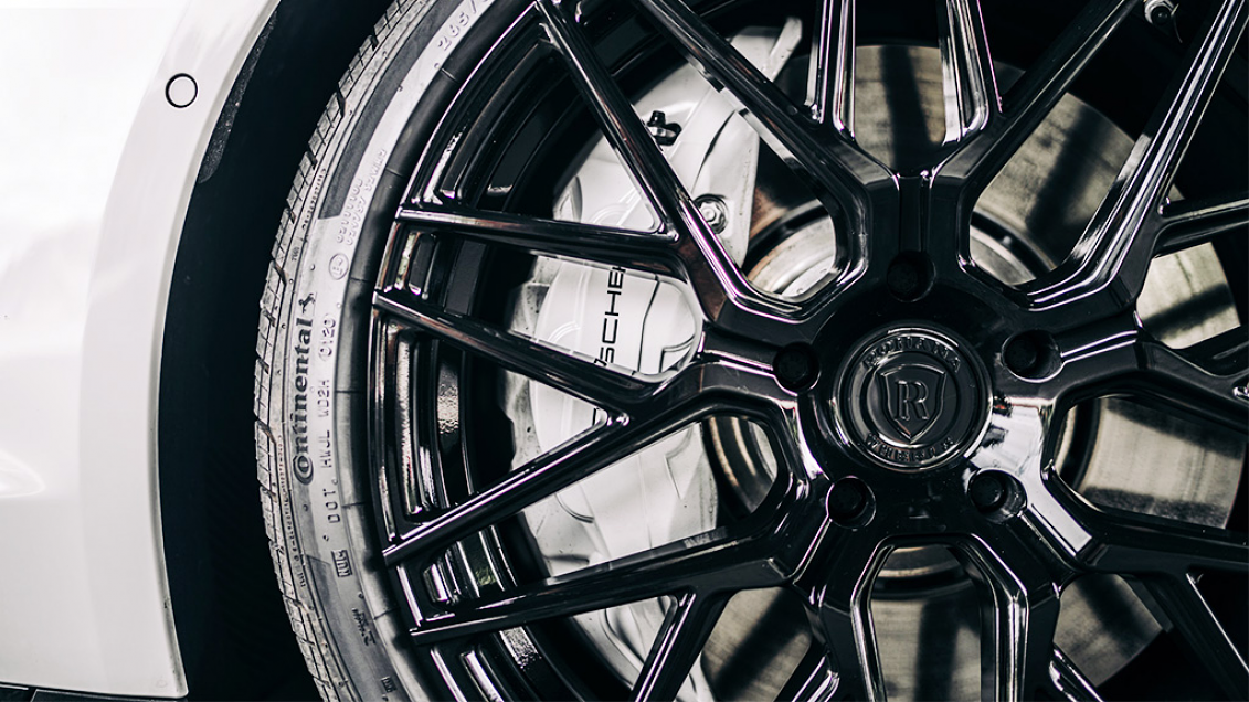 2021 Porsche Taycan on 21