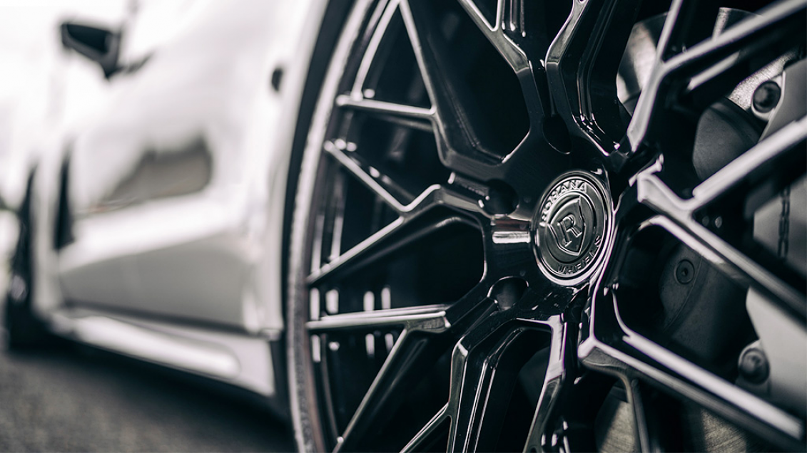 2021 Porsche Taycan on 21