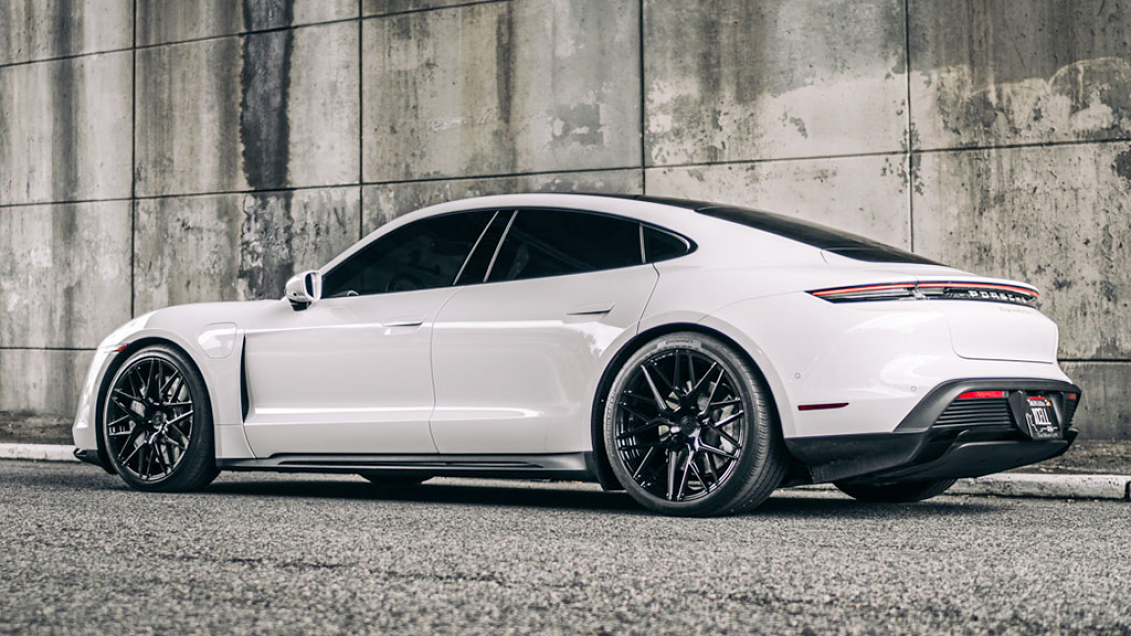 2021 Porsche Taycan on 21