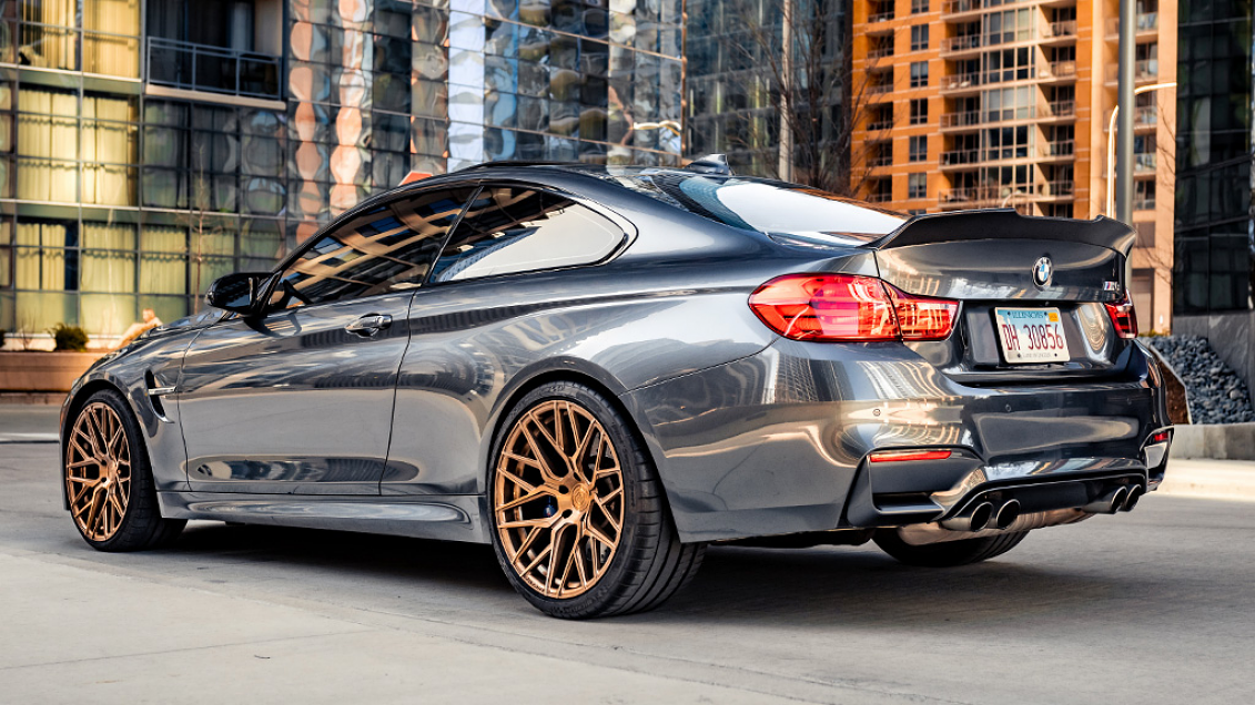 2017 BMW M4 on 20