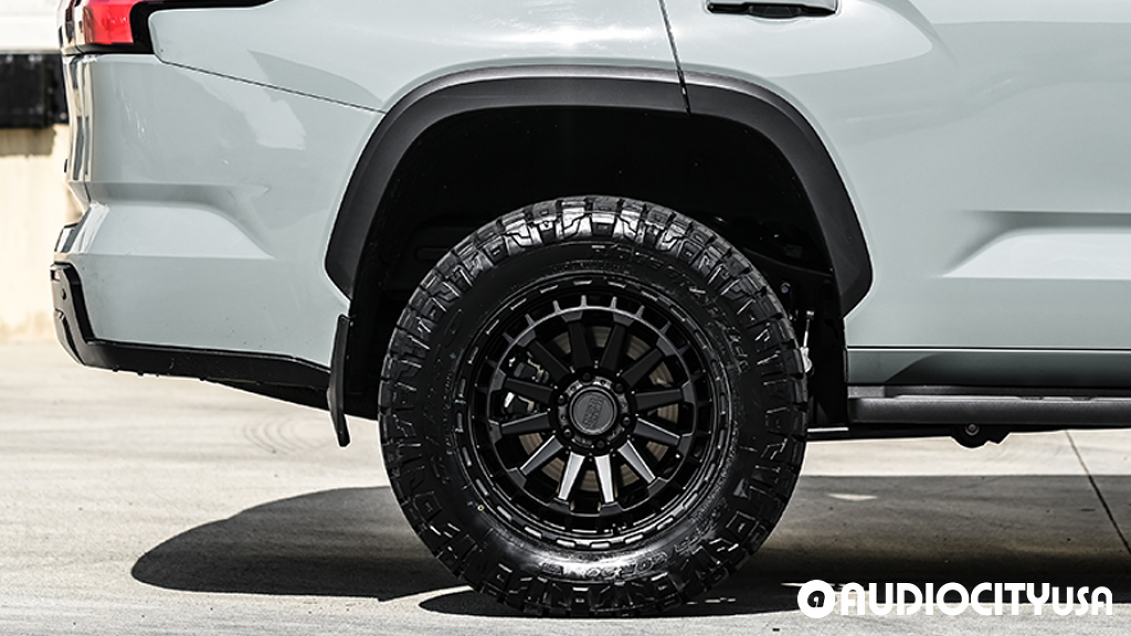 2024 Toyota Sequoia on 20