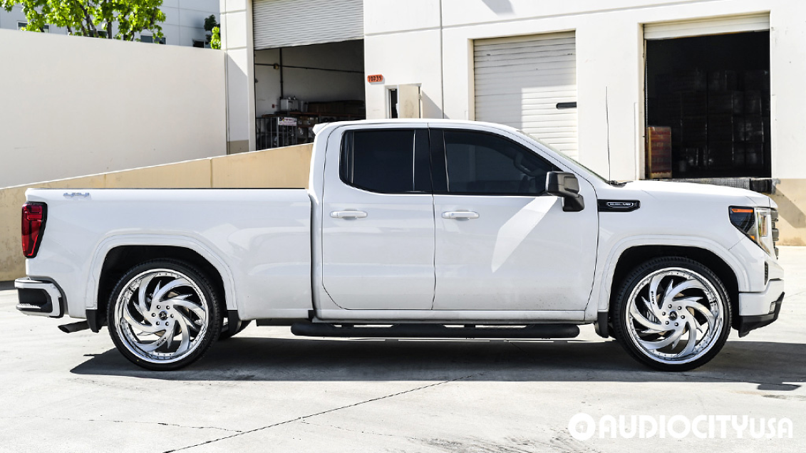 2023 GMC Sierra 1500 on 26