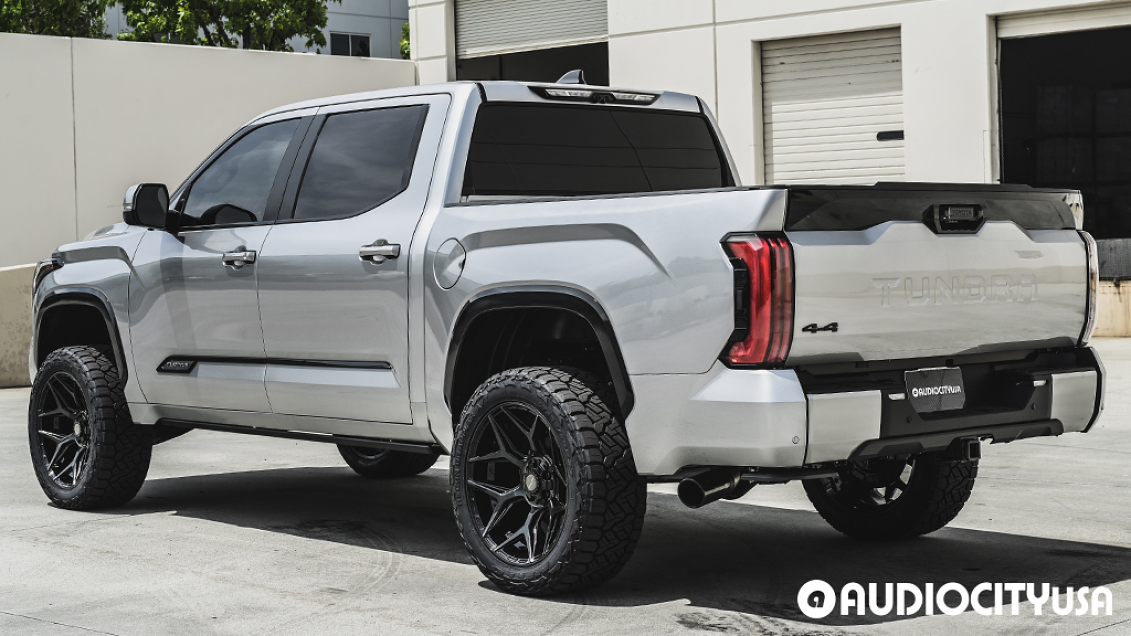 2024 Toyota Tundra on 22