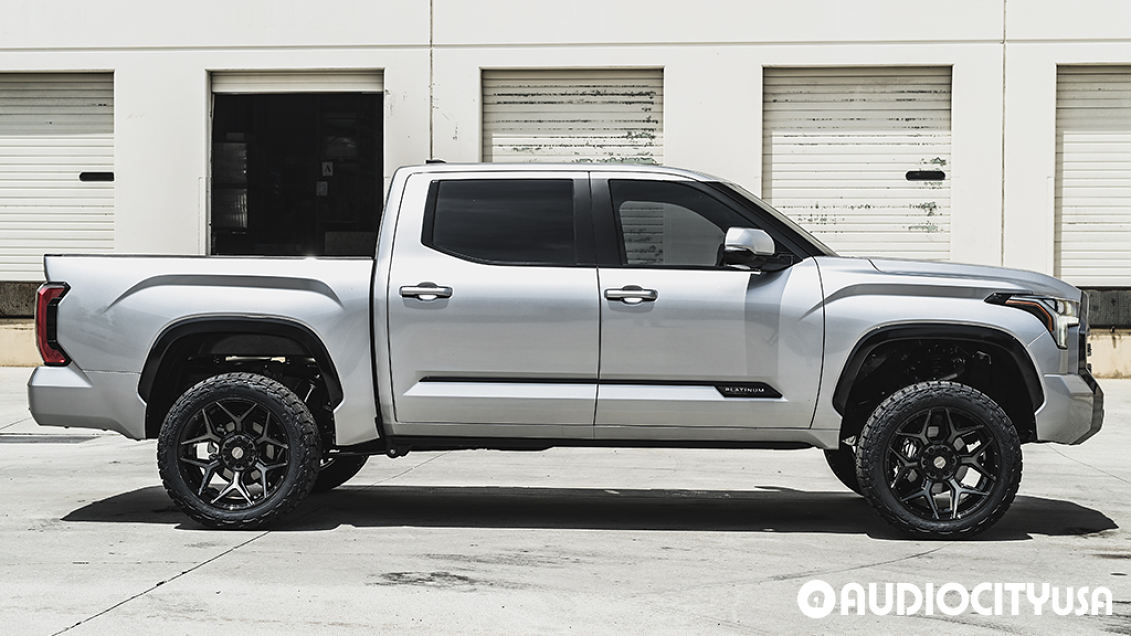 2024 Toyota Tundra on 22