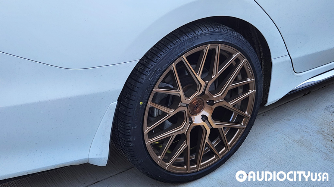 2020 Acura RLX on 20