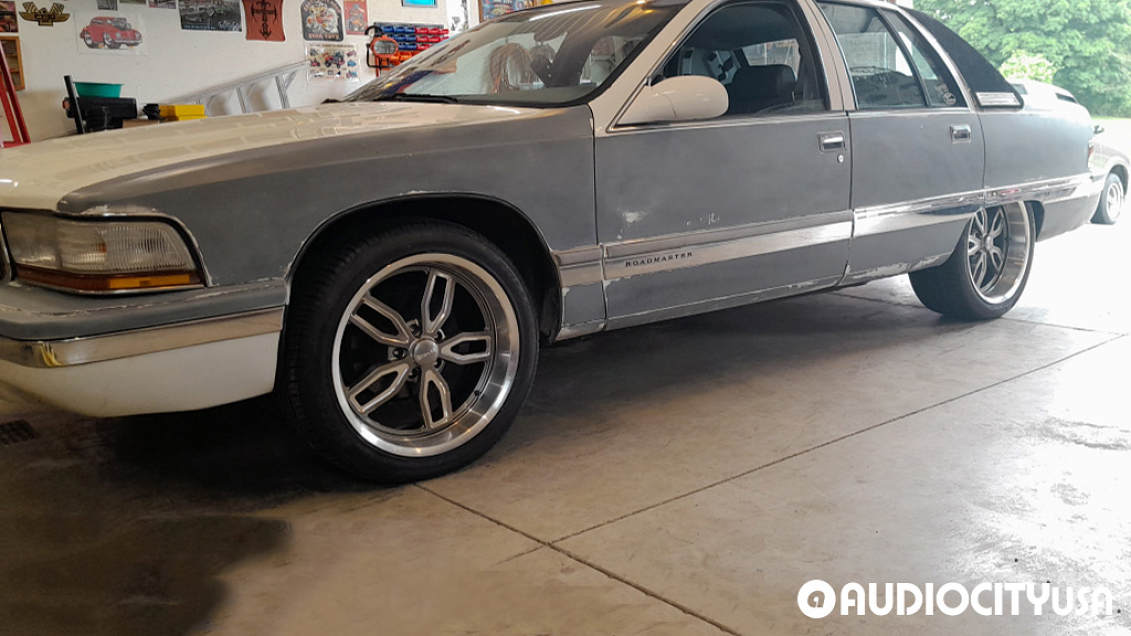 1995 Buick Roadmaster Ridler 608 20 inch Wheels | Gallery | AudioCityUSA