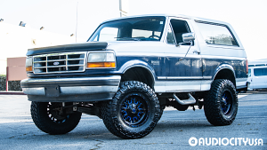 Ford-Bronco-18-Fuel-D645%2BStroke-Gloss%2BBlack%2Bwith%2BCandy%2BBlue-2550.jpg