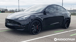 Tesla-Model%2BY-22-Koko%2BKuture-Kapan-Gloss%2Bblack-5740.jpg