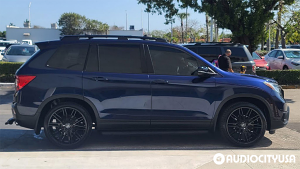 Honda-Passport-22-Curva-C50-Gloss%2BBlack-7997.jpg