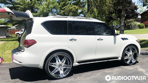Infiniti-QX56-28-Diablo-Elite-Chrome%2Bwith%2BCustom%2BWhite%2BInsterts-5901.jpg