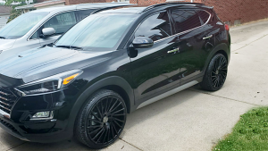 Hyundai-Tucson-22-Lexani-Wraith-Gloss%2BBlack-7537.jpg