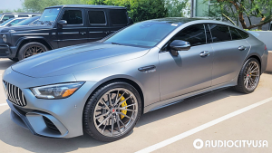 Mercedes%2BBenz-AMG%2BGT%2B4%2B%252843%252F53%252F63%252F63S%2529-22-Lexani-Staggered-Black-2390.jpg