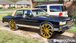 Chevrolet-Caprice%2B%252F%2BCaprice%2BClassic-28-Lexani-Ghost%2BRims-Candy%2BGold-8208.jpg