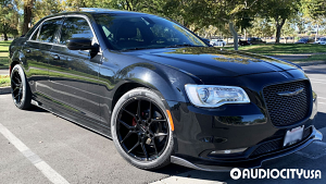 Chrysler-300C%2BRWD-20-Giovanna-Bogota-Black-2430.jpg