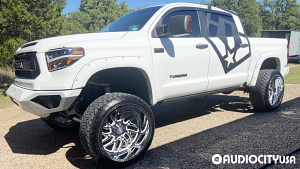 Toyota-Tundra-26-TIS%2BOff-Road-544C-Chrome%2Bwith%2BCustom%2BColor%2BMatched%2BAccents-2392.jpg