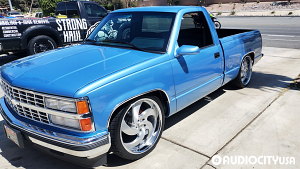 Chevrolet-C1500%2B5-lugs-22-Strada-Retro%2B5-Brushed%2BSilver%2BMilled%2Bwith%2BSS%2BLip%2B%2528Optional%2BDome%2BCaps%2529-5243.jpg