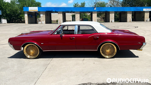 Oldsmobile-Cutlass%2B%252F%2BCutlass%2BSupreme-22-Wire%2BWheels-Standard%2B150-Spoke%2BStraight%2BLace-Full%2BGold%2BPlating-5991.jpg