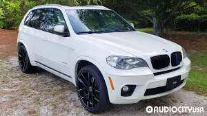 BMW-X5-22-Lexani-Stuttgart-Gloss%2BBlack%2BMachined%2BTips-6820.jpg