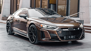 Audi-e-tron%2BGT-21-Avant%2BGarde-M580R-Gloss%2BBlack-3116.jpg