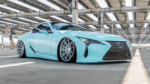 Lexus-LC500%2B%252F%2BLC500h-22-Ferrada-FR4-Silver%2BMachined%2Bwith%2BChrome%2BLip-4305.jpg