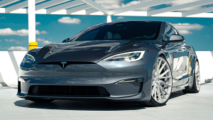 Tesla-Model%2BS-22-Vossen-HF-4T%2B%252ATrue%2BDirectional-Silver%2BPolished-5688.jpg