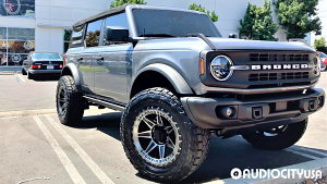 Ford-Bronco-20-Blaque%2BDiamond%2BOff-Road-BD-O102-Gloss%2BBlack%2Bwith%2BTinted%2BFace-1099.jpg