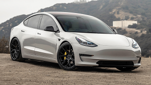 Tesla-Model%2B3-20-Blaque%2BDiamond-F-18-Gloss%2BBlack-2469.jpg