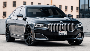 BMW-7%2BSeries-22-Blaque%2BDiamond-F-18-Gloss%2BBlack-4717.jpg