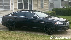 Jaguar-XJ-24-Lexani%2BWheels-WRAITH-XL-Gloss%2BBlack-8649.jpg