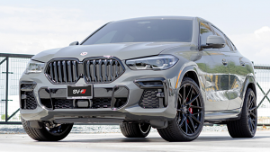 BMW-X6-22-Savini-Black%2BDi%2BForza%2BBM15%2B%252ATrue%2BDirectional-Gloss%2BBlack%2Bwith%2BDouble%2BDark%2BTint-4793.jpg