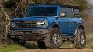 Ford-Bronco-20-Fuel-FC869AB%2BSigma-Matte%2BGunmetal%2Bwith%2BMatte%2BBlack%2BLip-1282.jpg